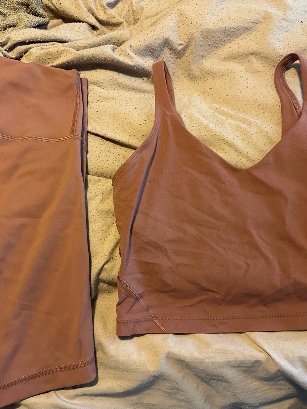Lululemon Wunder Train Shorts & Align Tank Top - Picture 7 of 9